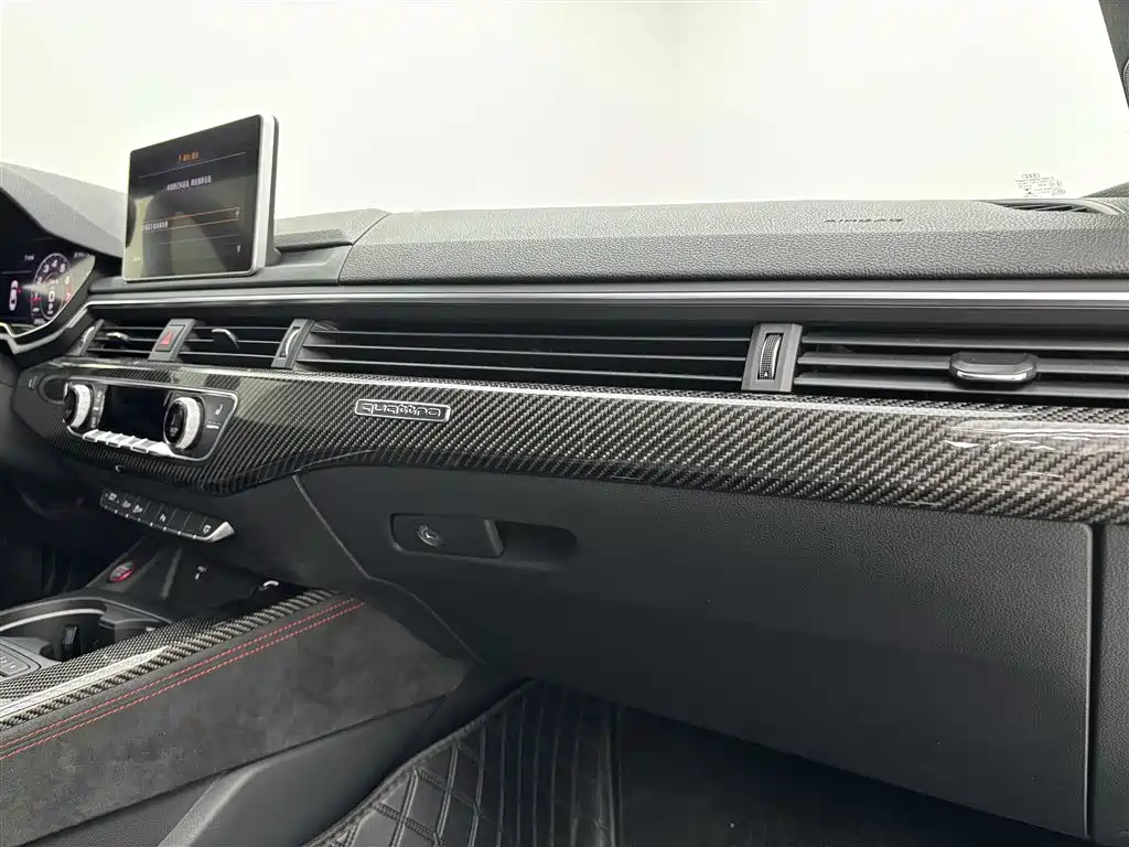 Audi RS 5 2019 RS 5 2.9T Coupe фото 32