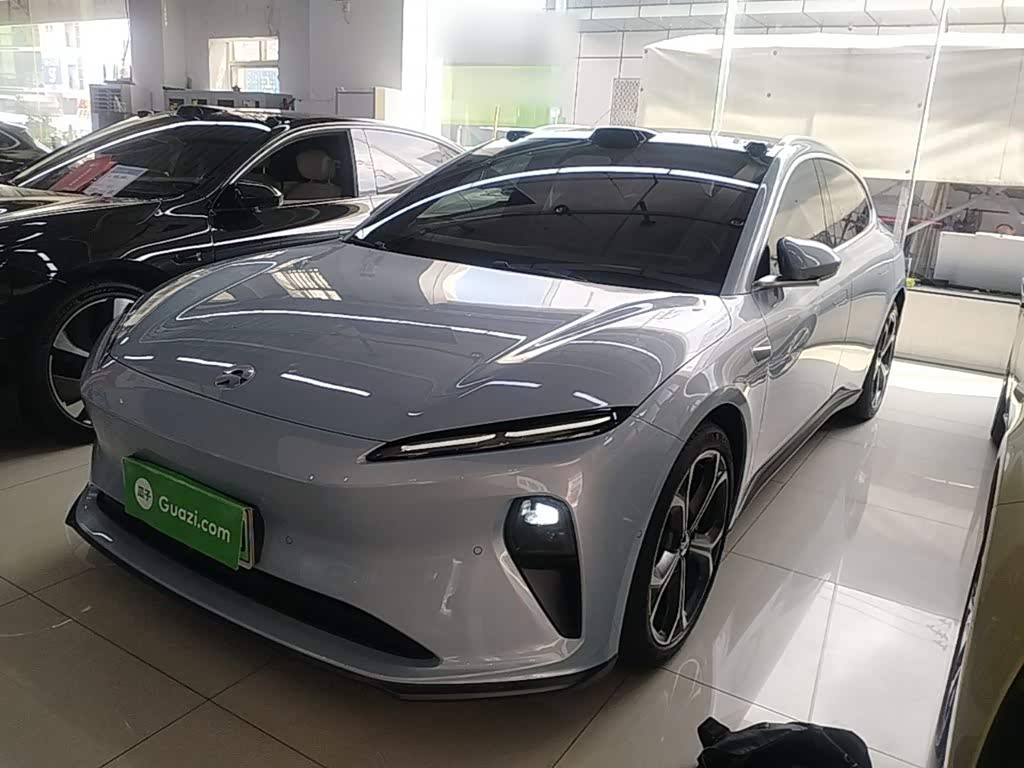 NIO ET5T