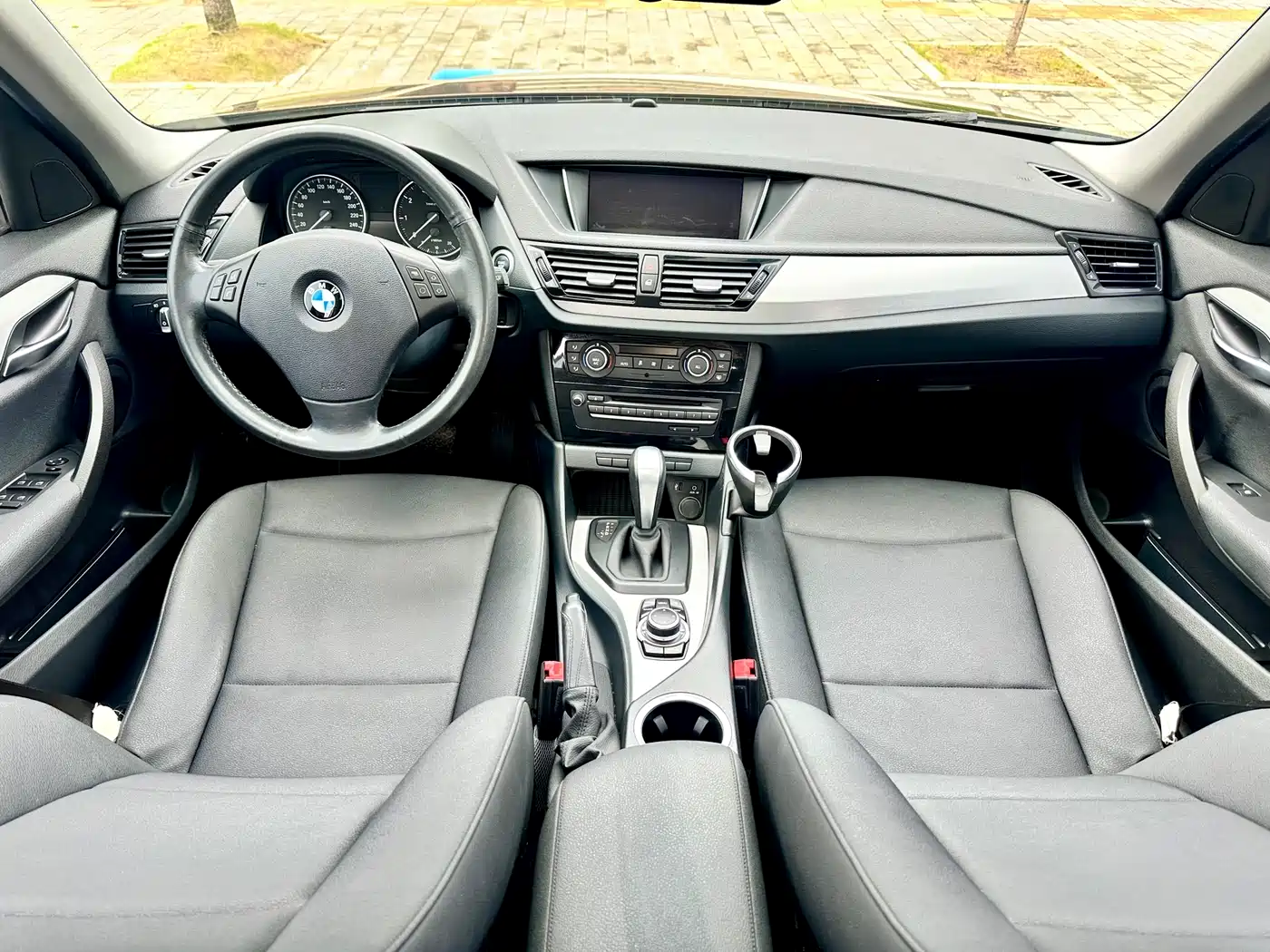 BMW X1 2013 sDrive18i Fashion фото 21