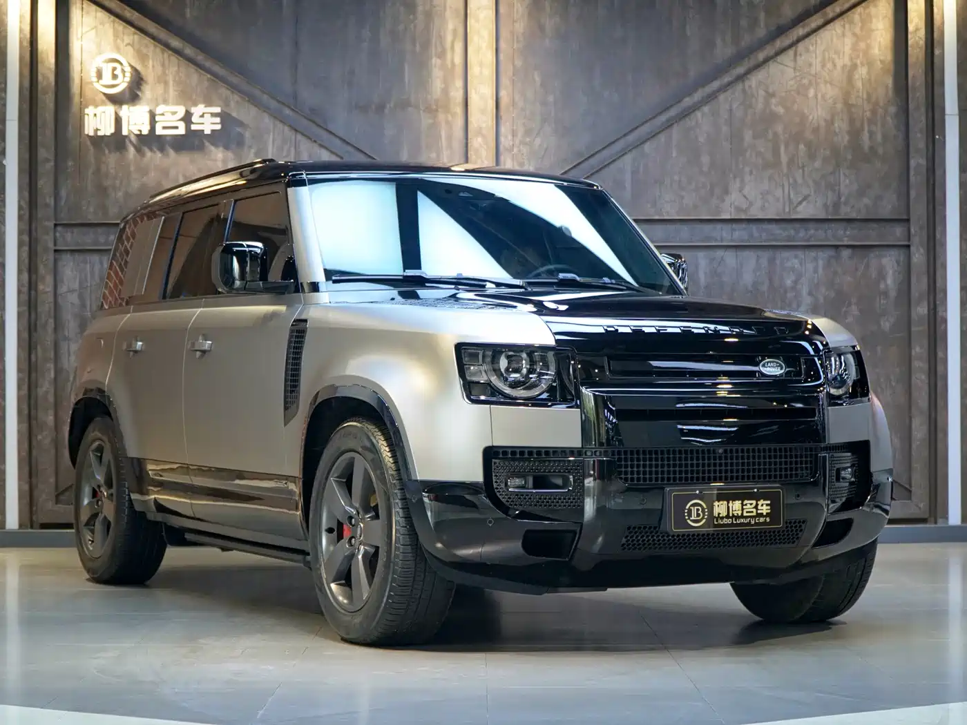 Land Rover Defender 2025 110 3.0T P400 X фото 24