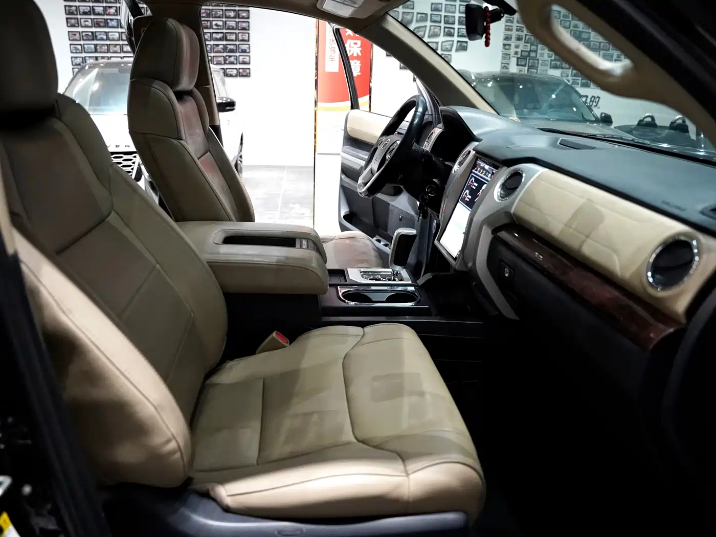 Toyota Tundra 2014 5.7L TRD Pro фото 10