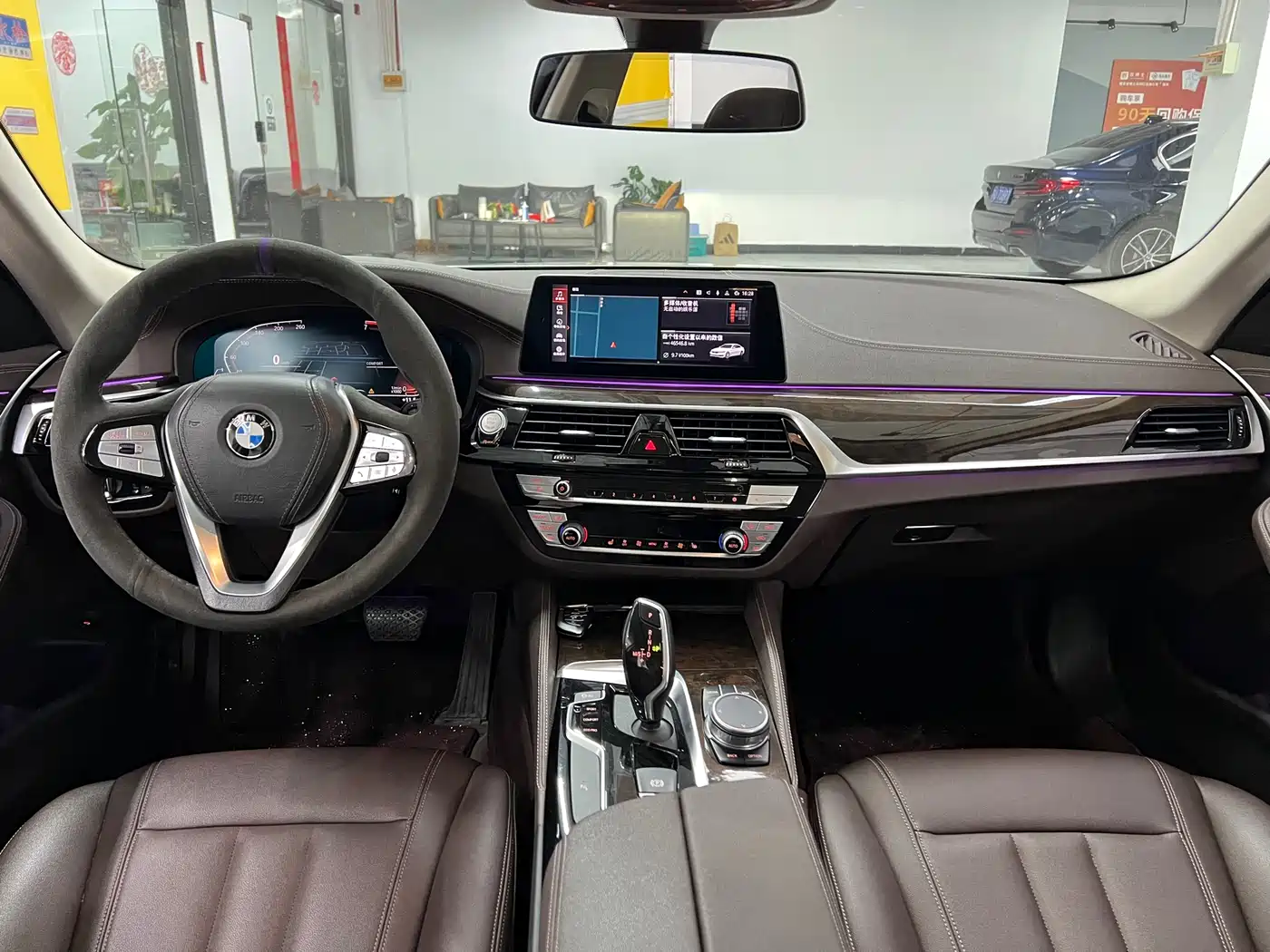 BMW 5 Series 2020 525Li Luxury Package фото 9