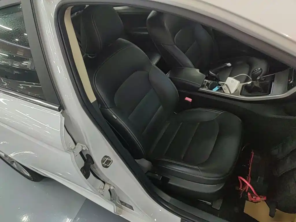 Geely Emgrand GL 2017 2017 1.3T Manual Elite