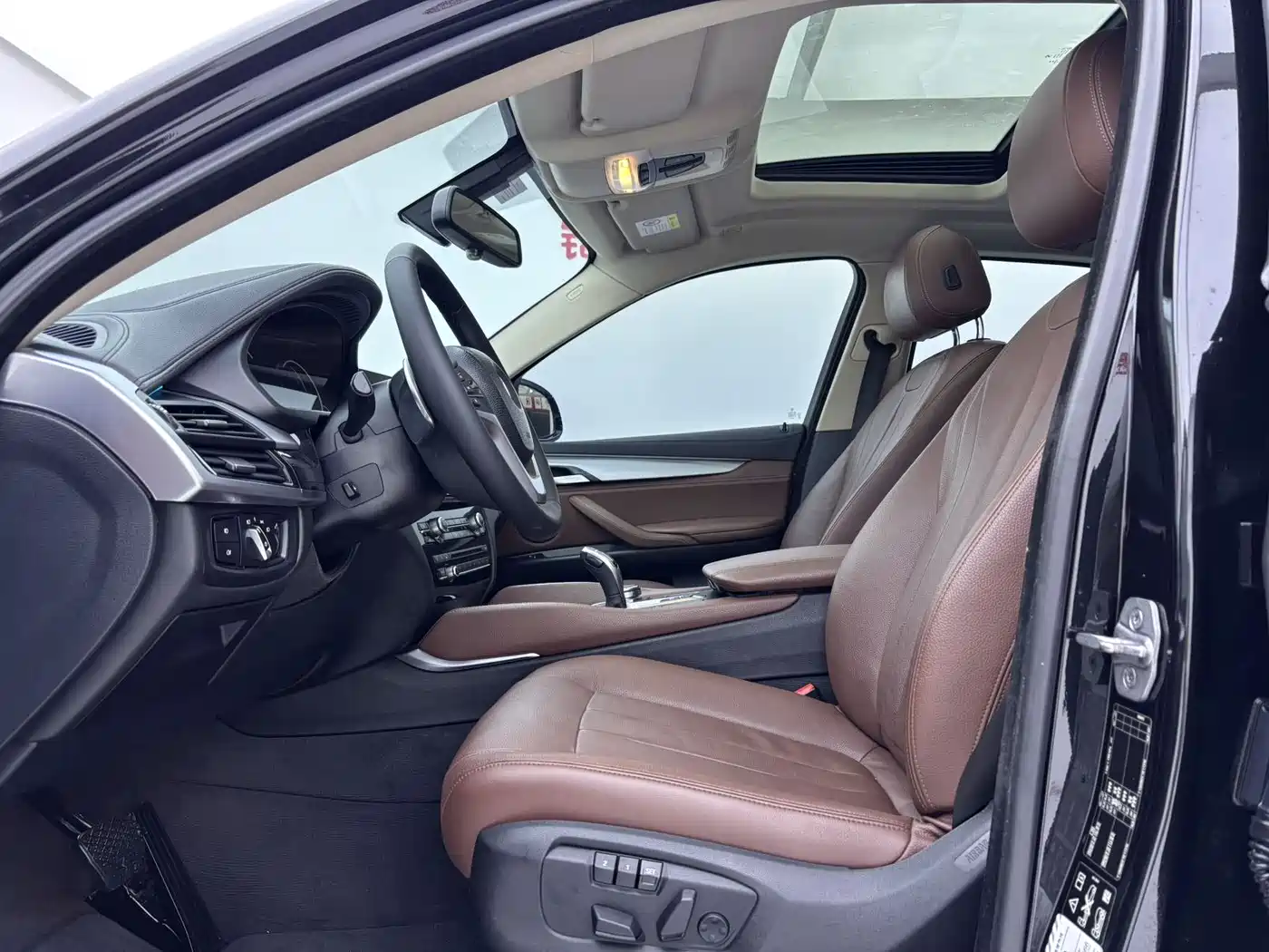 BMW X6 2018 xDrive35i Leading Model фото 6