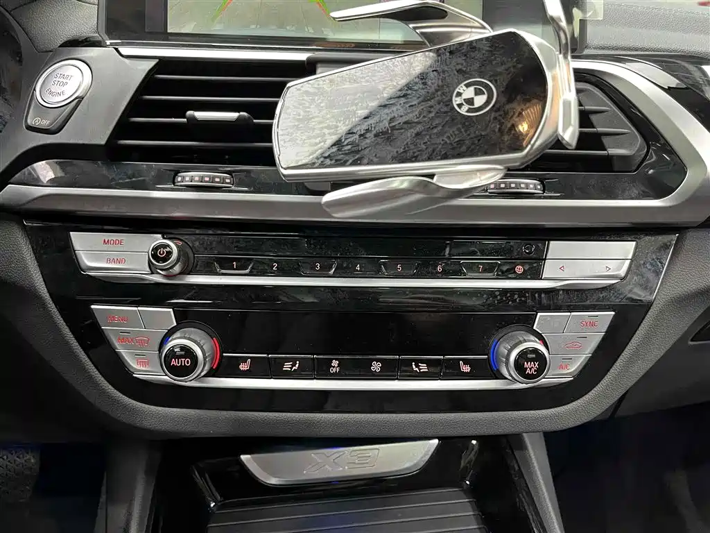 BMW X3 2021 xDrive25i Luxury Package фото 6