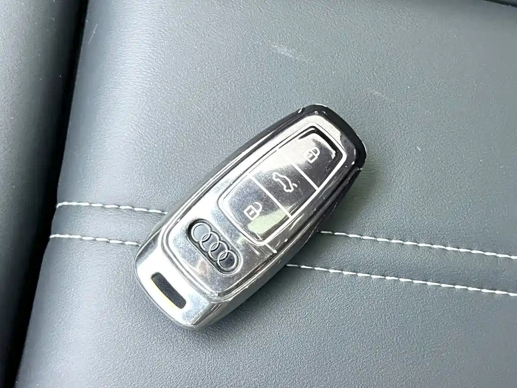 Audi Q4 e-tron 2024 2023 40 e-tron Pioneer Edition