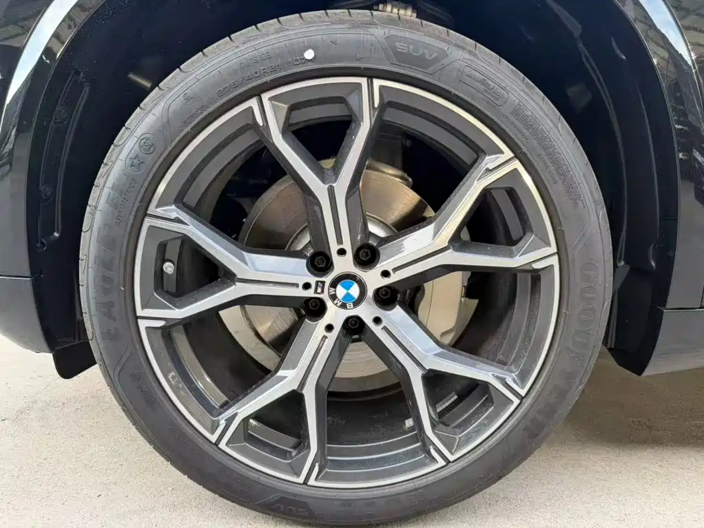 BMW X5 2026 2026 Facelift xDrive 30Li Exclusive M Sport Shadowline Package