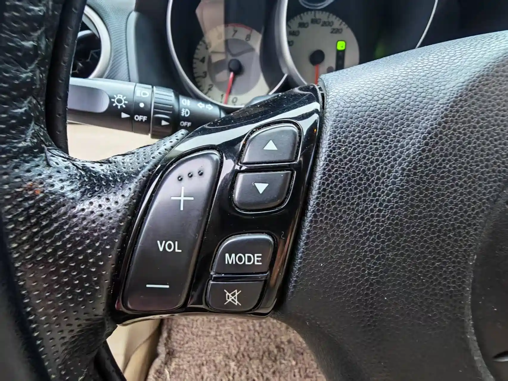 Фото 9 - Mazda 3
