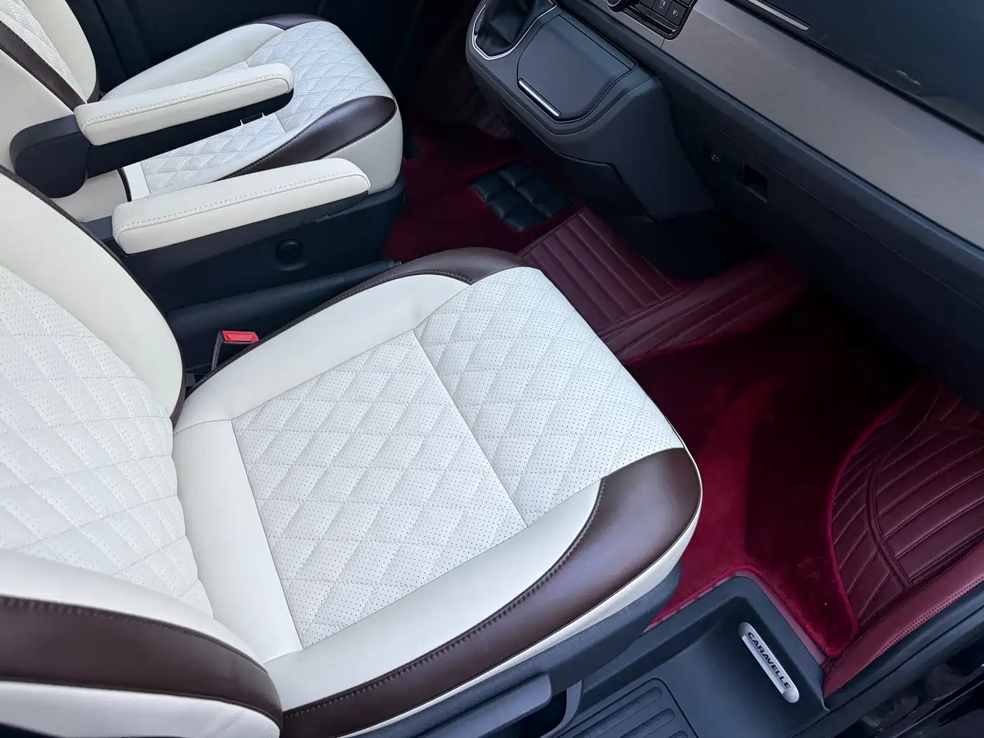 Volkswagen Caravelle 2019 2.0TSI 4WD Luxury 7-seater фото 14