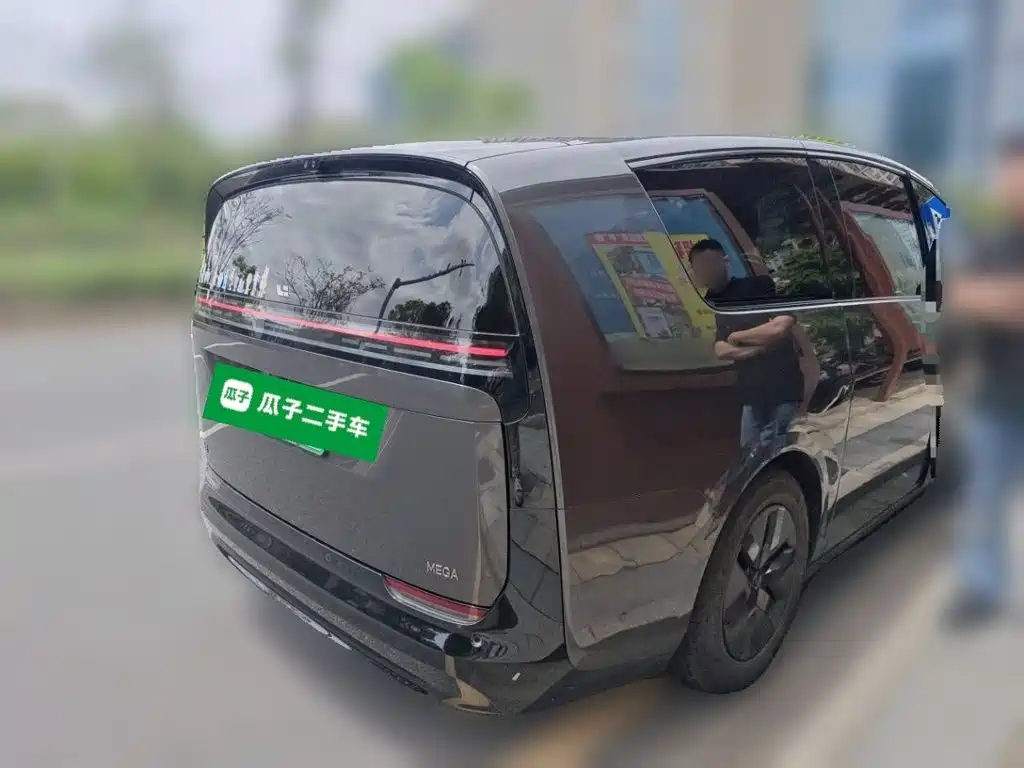 Li Auto MEGA 2024 2024 Ultra