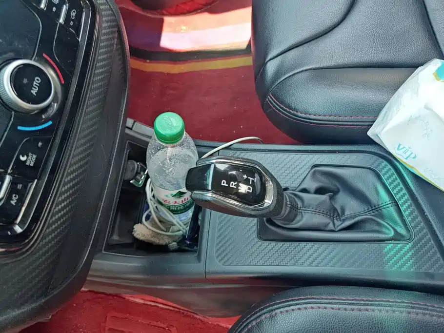 Luxgen Rui 3 2017 2016 1.6L CVT Smart Enjoyment Model