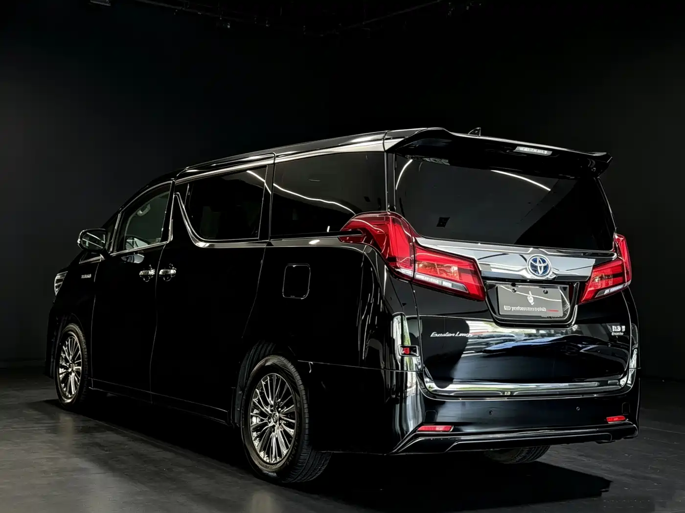 Toyota Alphard 2021 Hybrid 2.5L Premium фото 7