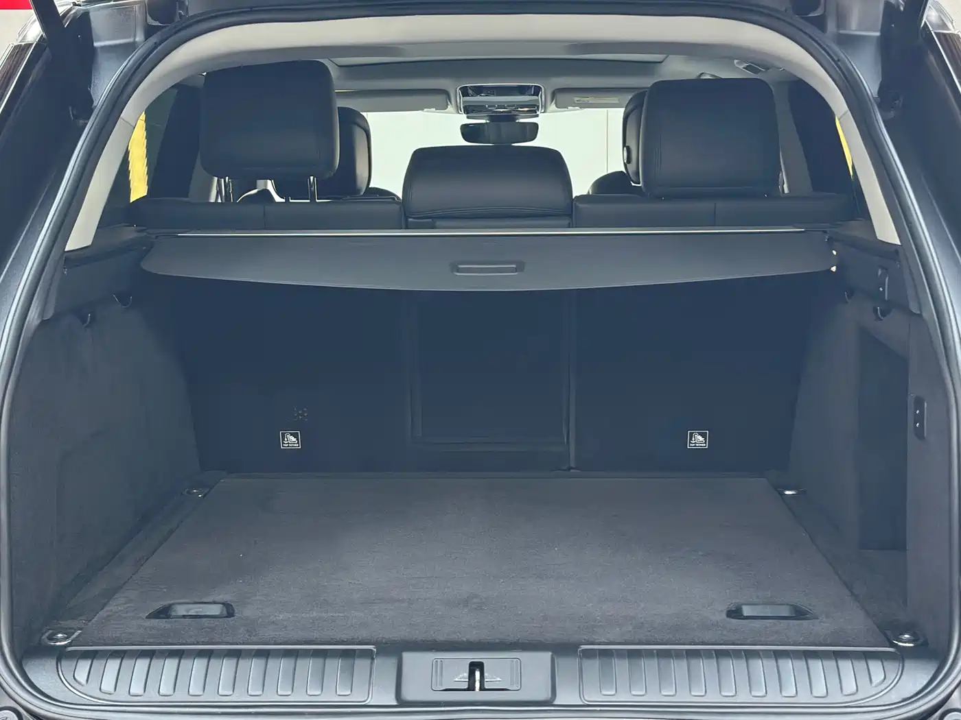 Land Rover Range Rover Sport 2019 3.0 SC V6 Special Edition фото 19