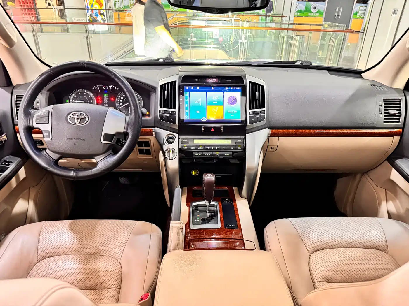 Toyota Land Cruiser 2012 4.0L Automatic VX фото 17
