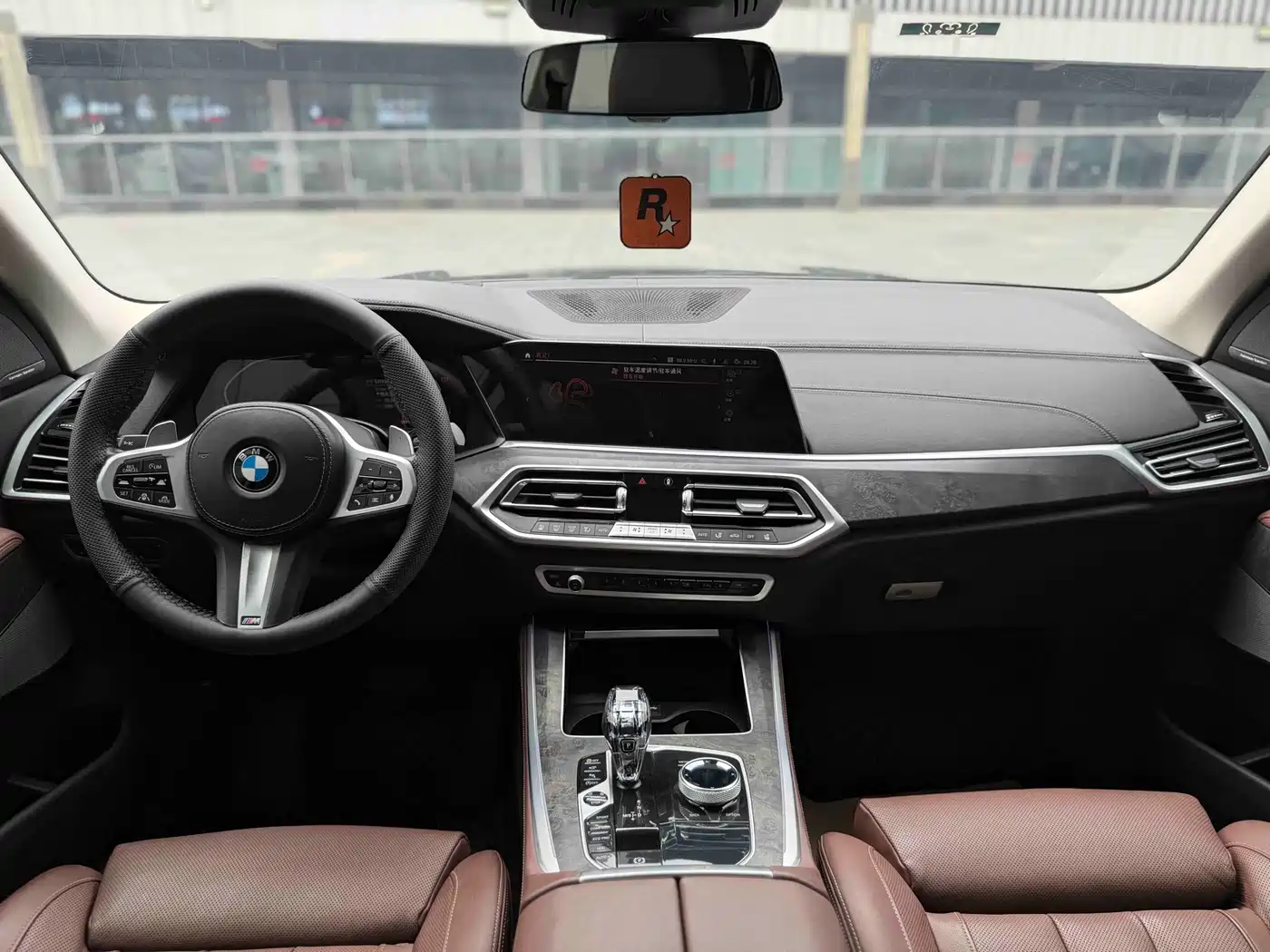 BMW X5 (Import) 2021 xDrive40i Exclusive M Sport Package фото 11