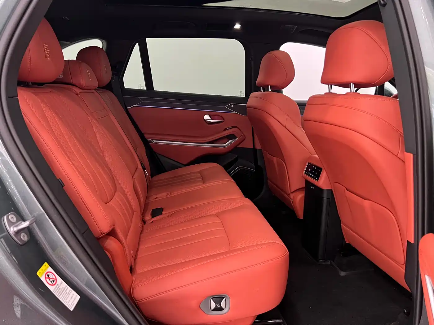 BYD Tang L 2025 DM 175KM Drone Player Edition фото 13