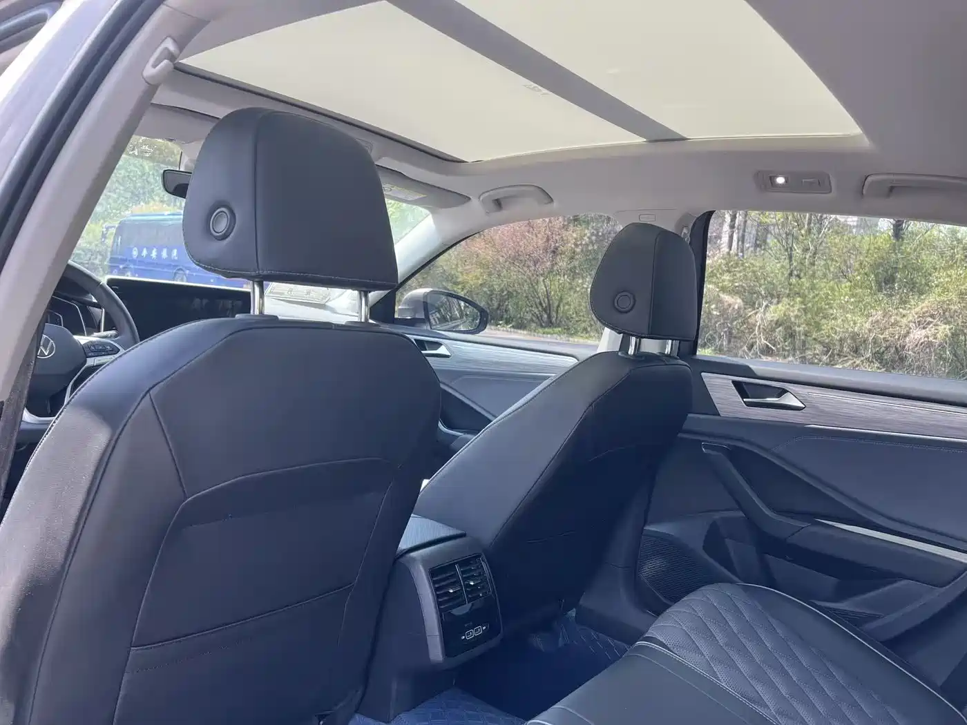 Volkswagen Sagitar 2023 280TSI DSG Surpass Plus Edition фото 6