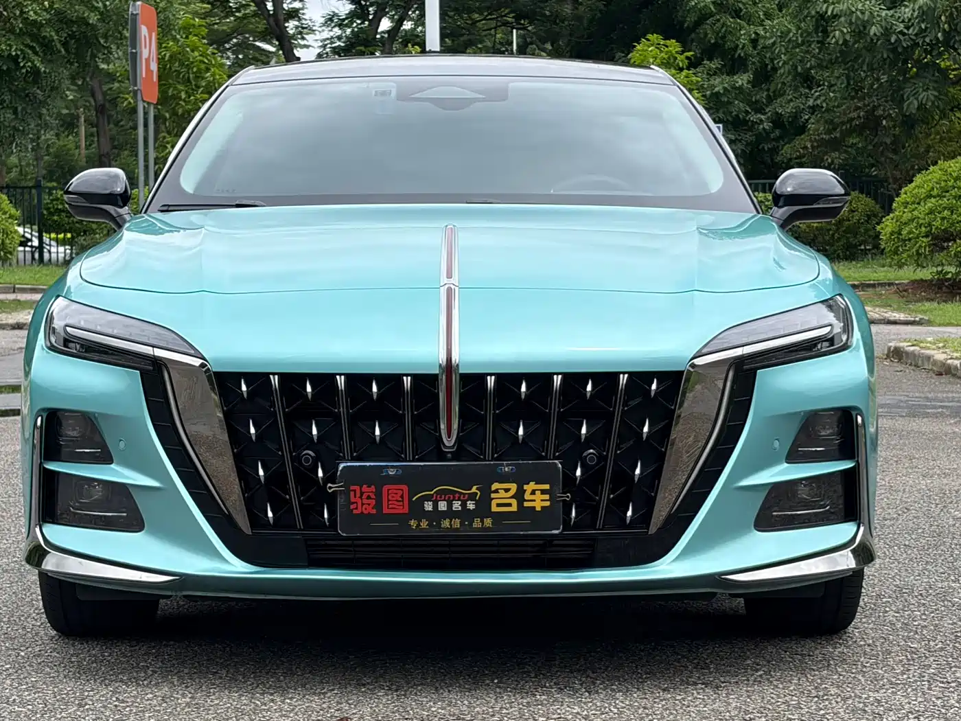 Hongqi H6 2024 Model 2.0T Elegance Edition фото 2