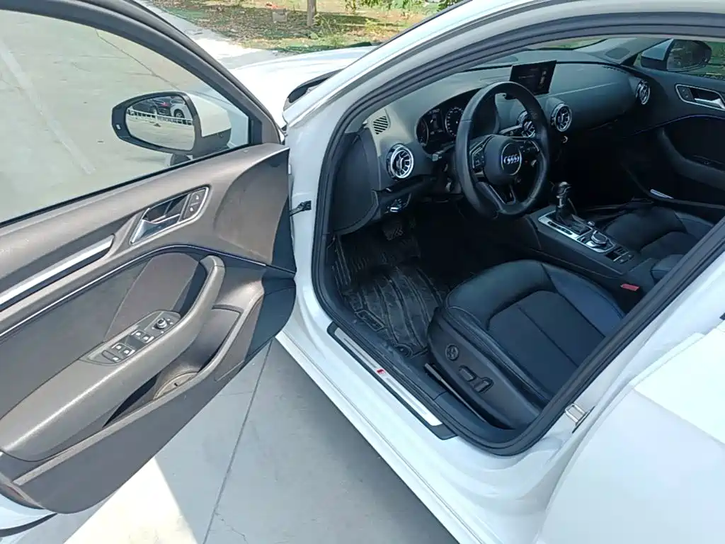 Фото 16 - Audi A3