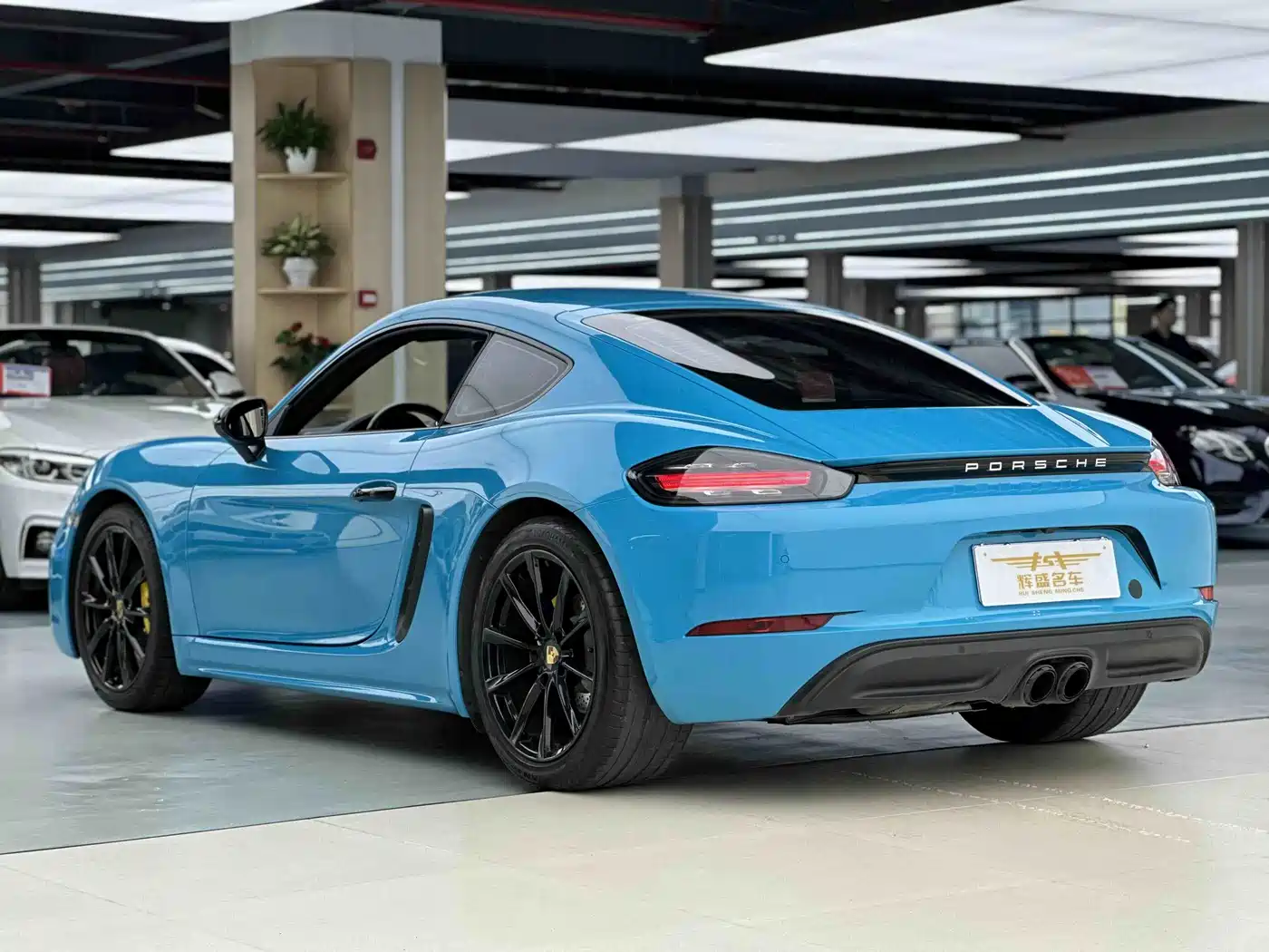 Porsche 718 2018 Cayman 2.0T фото 4