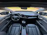 Photo 20 - Audi Q4 e-tron