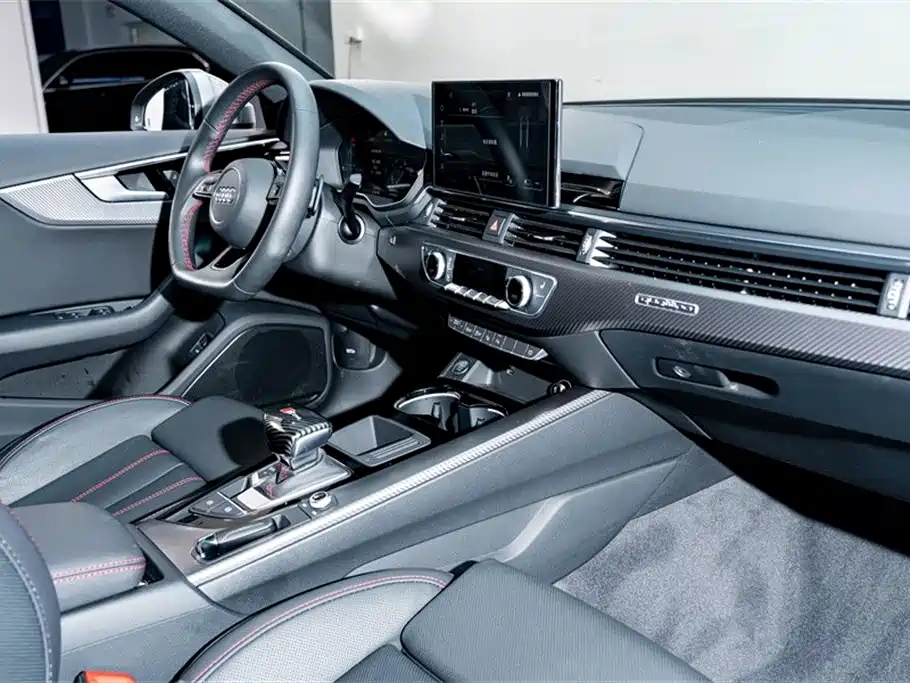Audi A4L 2022 40 TFSI quattro RS Kit Burning Speed фото 19