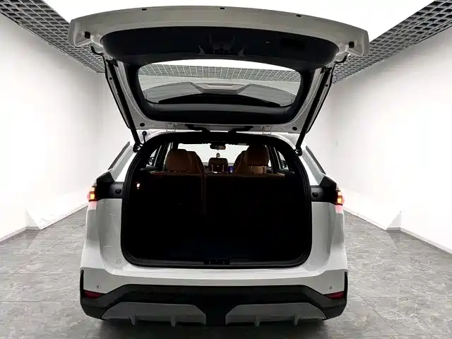 GEELY GALAXY GALAXY L7