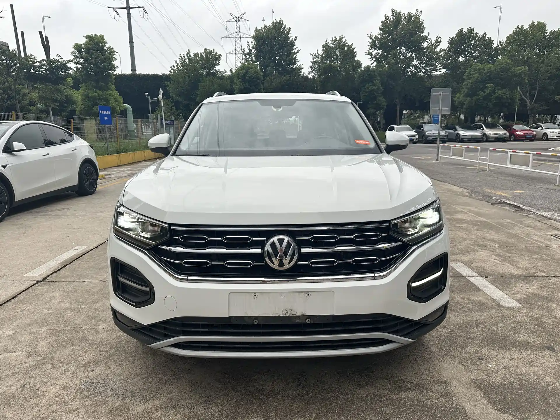 Photo 2 - Volkswagen Tayron