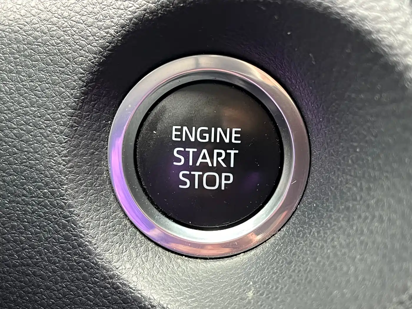Toyota Frontlander 2023 2.0L CVT Leading Edition фото 26