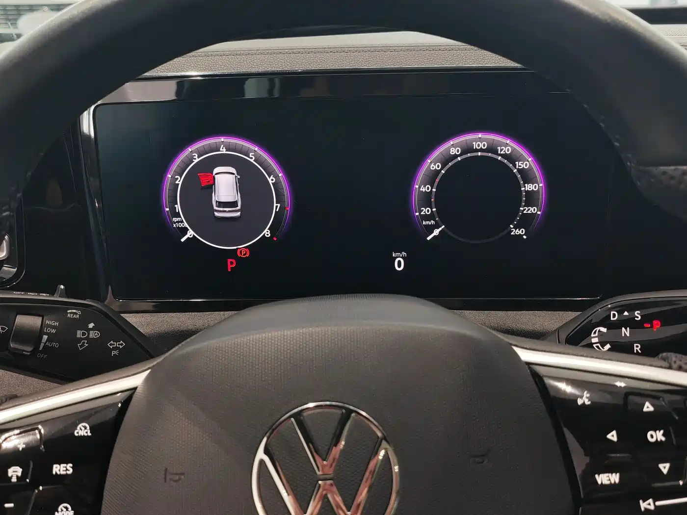 Volkswagen Tiguan L 2024 PRO 330TSI 2WD R-Line Smart Edition фото 9