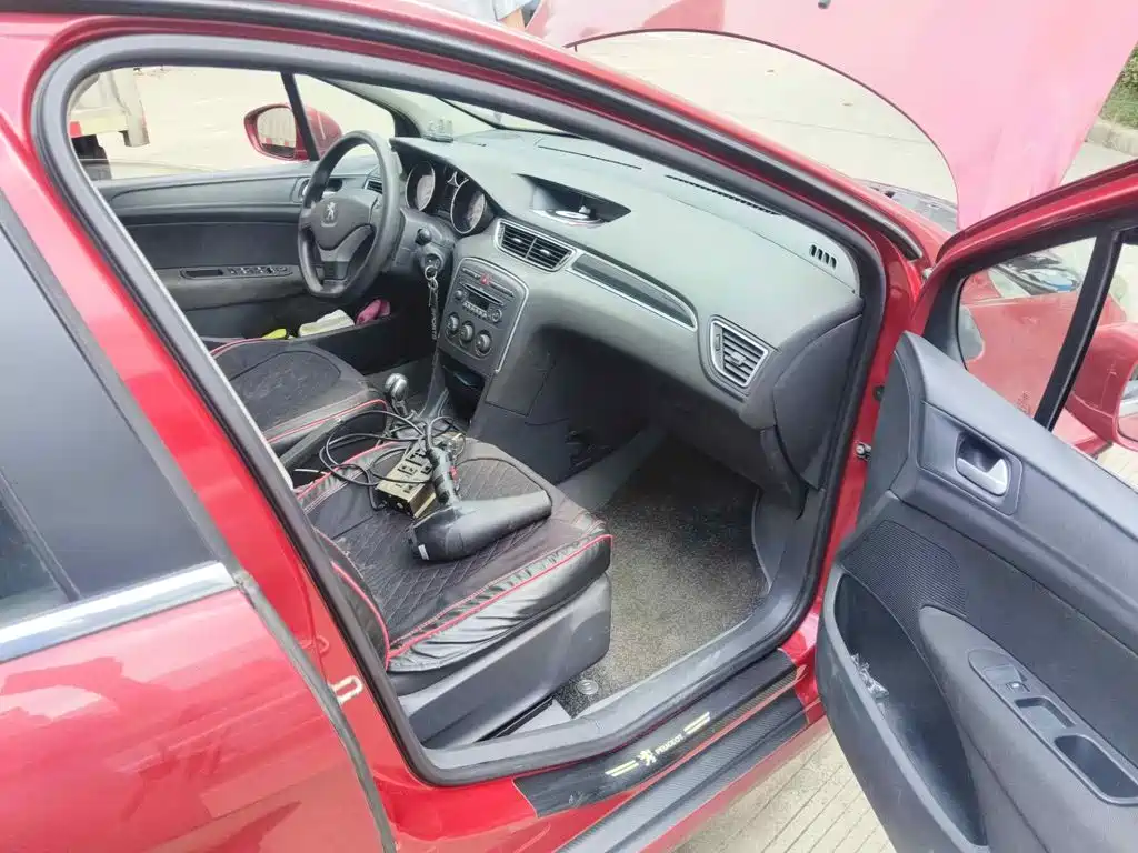 Photo 13 - Peugeot 308