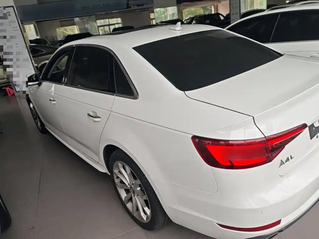 Audi A4L 2018 30th Anniversary 40 TFSI Progressive фото 5