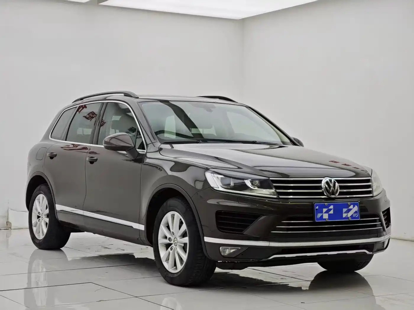 Volkswagen Touareg 2017 3.0TSI Explorer Edition фото 3
