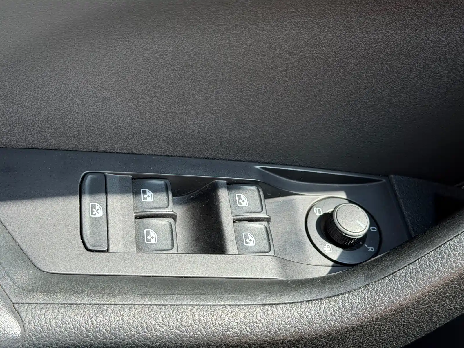 Photo 19 - Škoda Superb