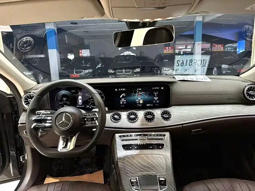 Mercedes-Benz CLS 2021 CLS 300 Luxury фото 2