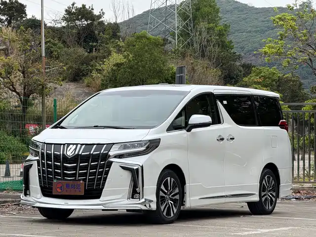 Toyota Alphard 2018 3.5L Premium — фото 2