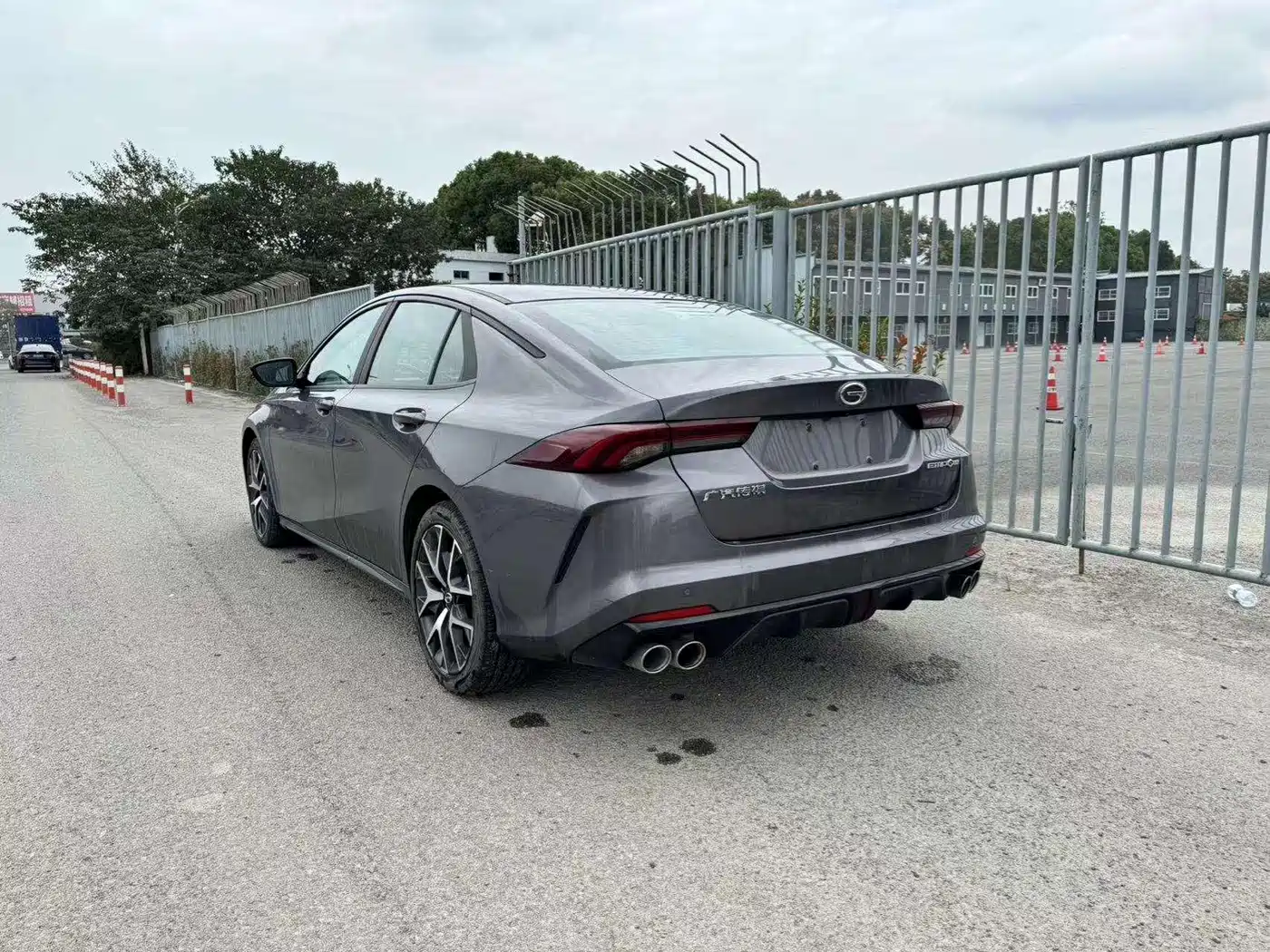 GAC Trumpchi Trumpchi Emkoo 2023 270T DCT J15 Edition фото 13