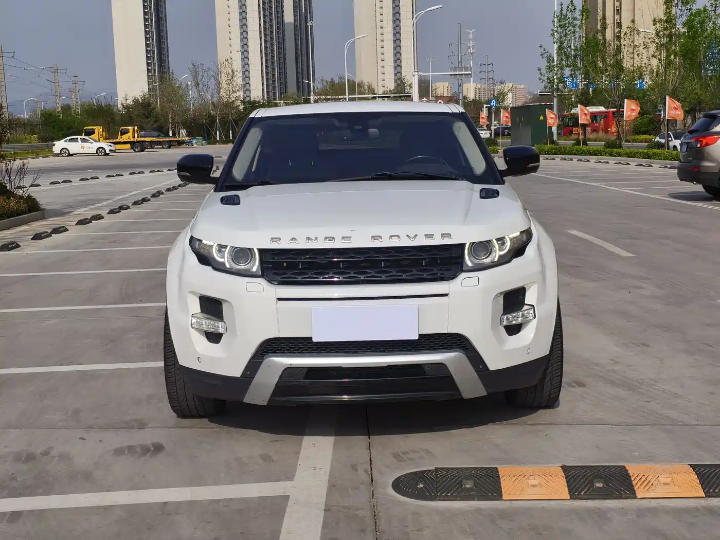 Land Rover Range Rover Evoque (Import) 2012 2.0T 3-door Sport Edition фото 2