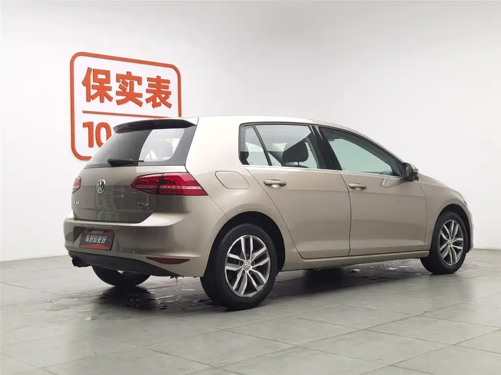 Volkswagen Golf 2016 230TSI Automatic Luxury фото 2