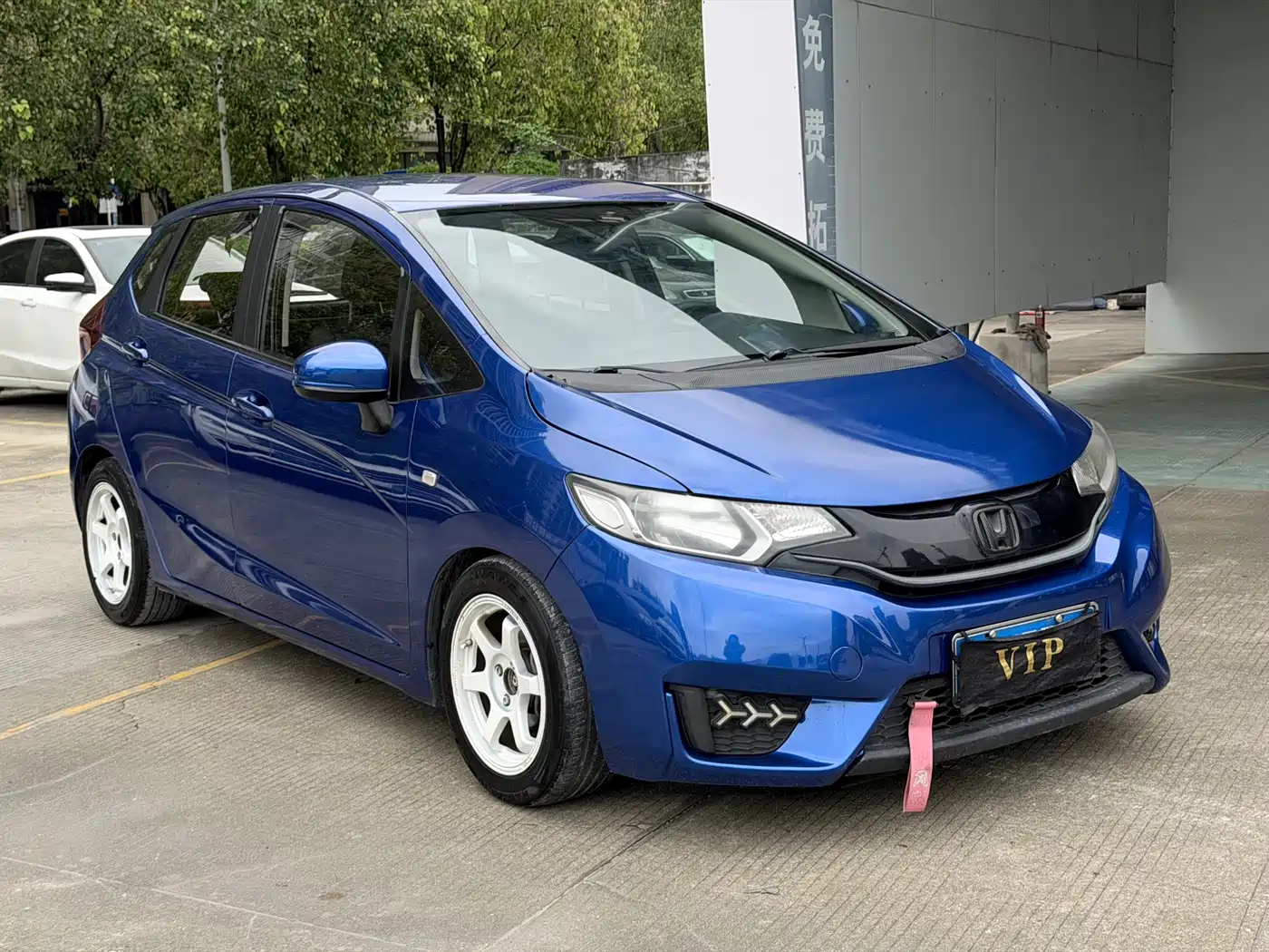 Фото 3 - Honda Fit