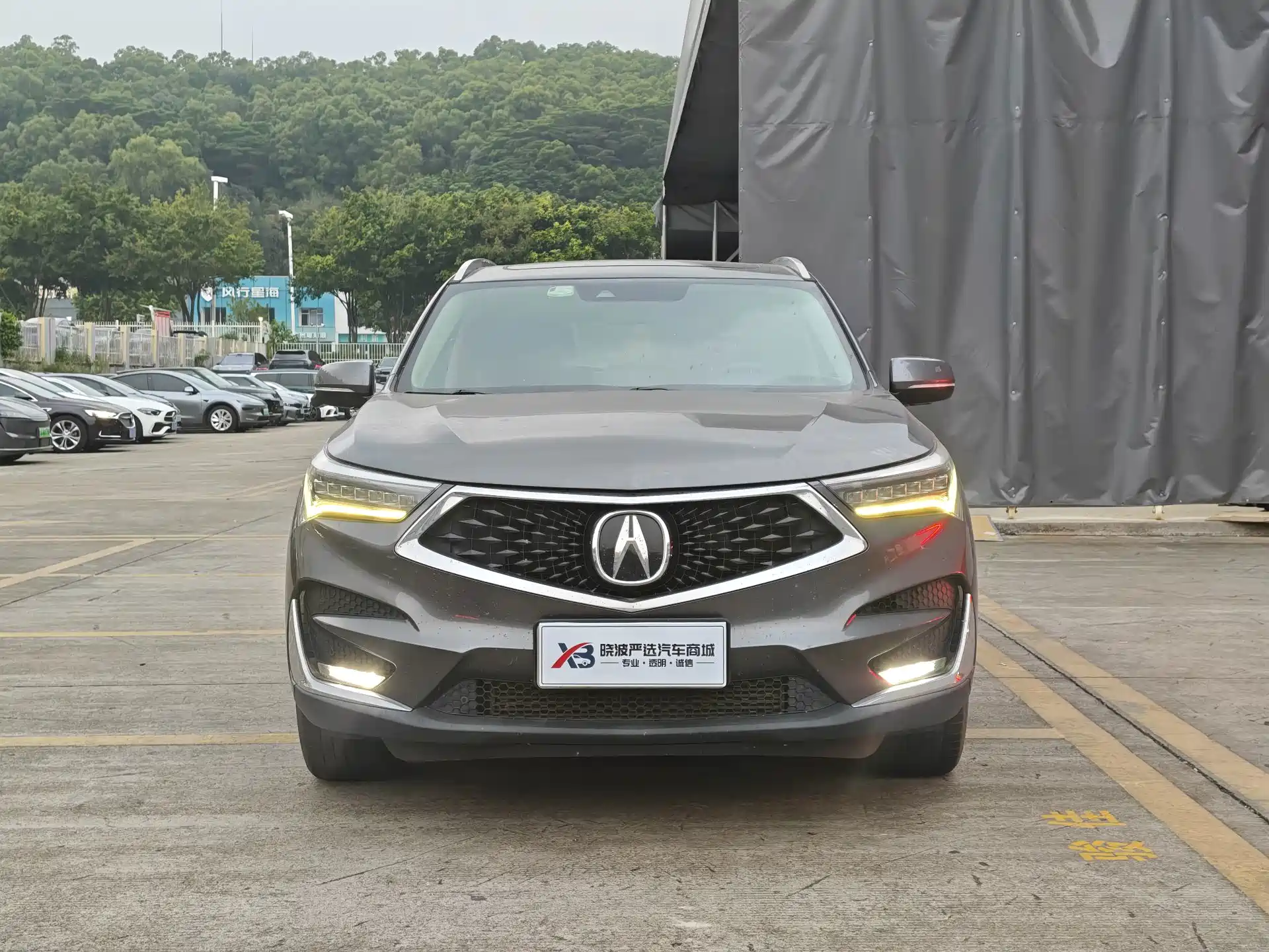 Photo 2 - Acura RDX