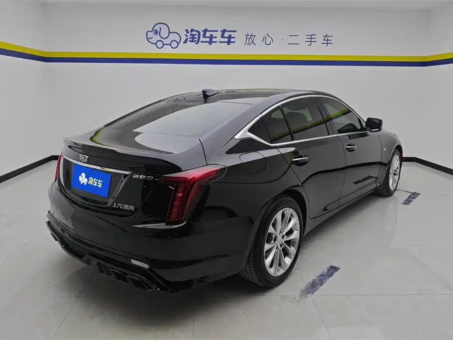 CADILLAC CT5