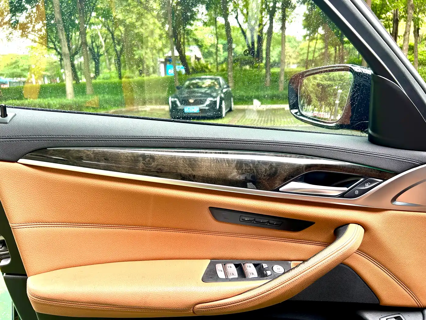 BMW 5 Series 2019 530Li Leading M Sport Package фото 10