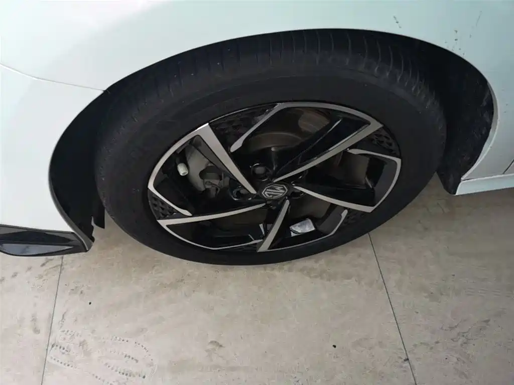 Фото 23 - MG MG5