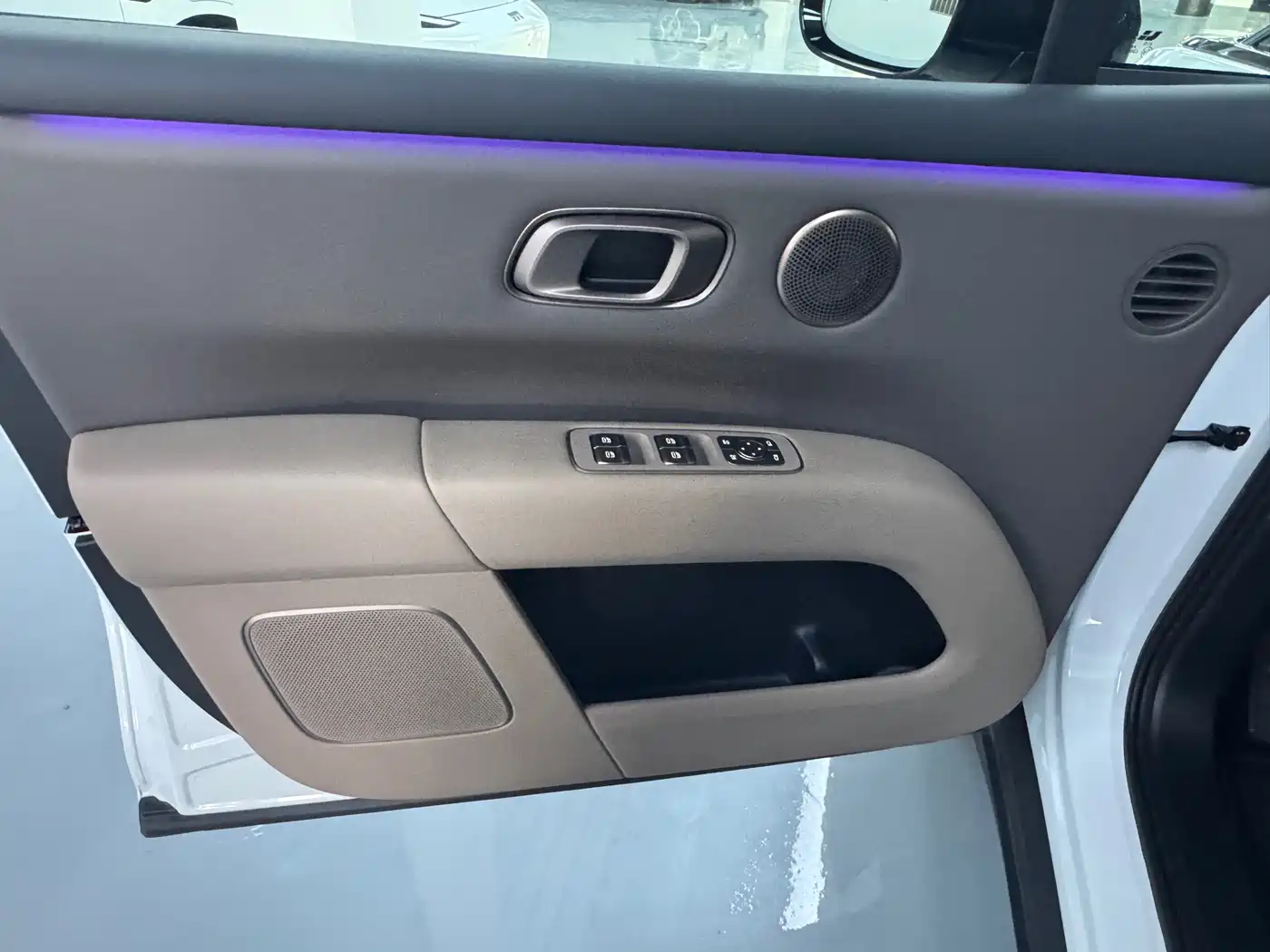 Li Auto i6 2025 2WD Base Model фото 6