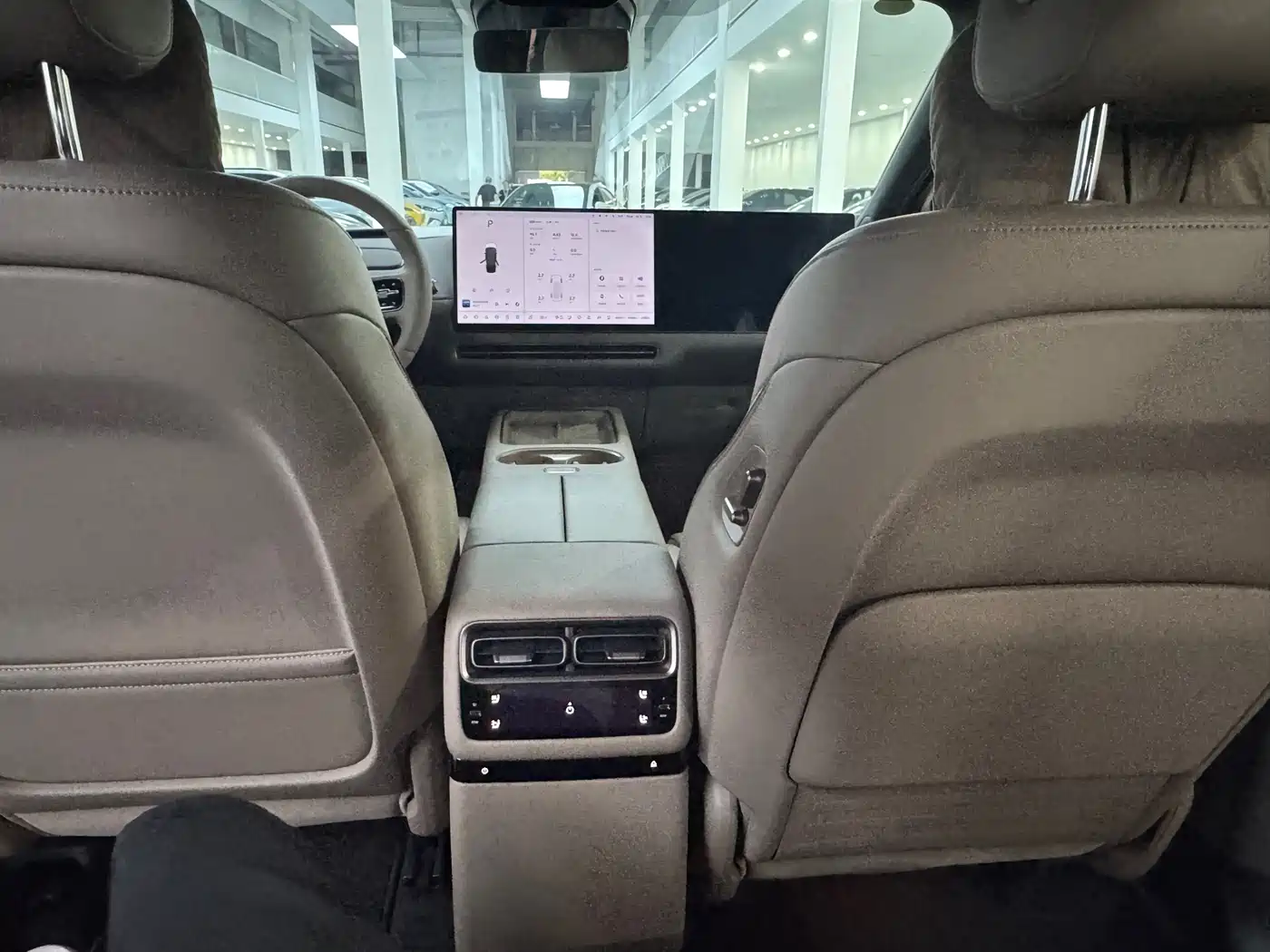 Li Auto i6 2025 2WD Base Model фото 10