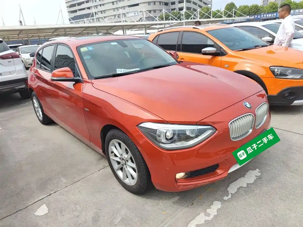 BMW 1 Series (Import) 2013 Facelift 116i Urban Model фото 4