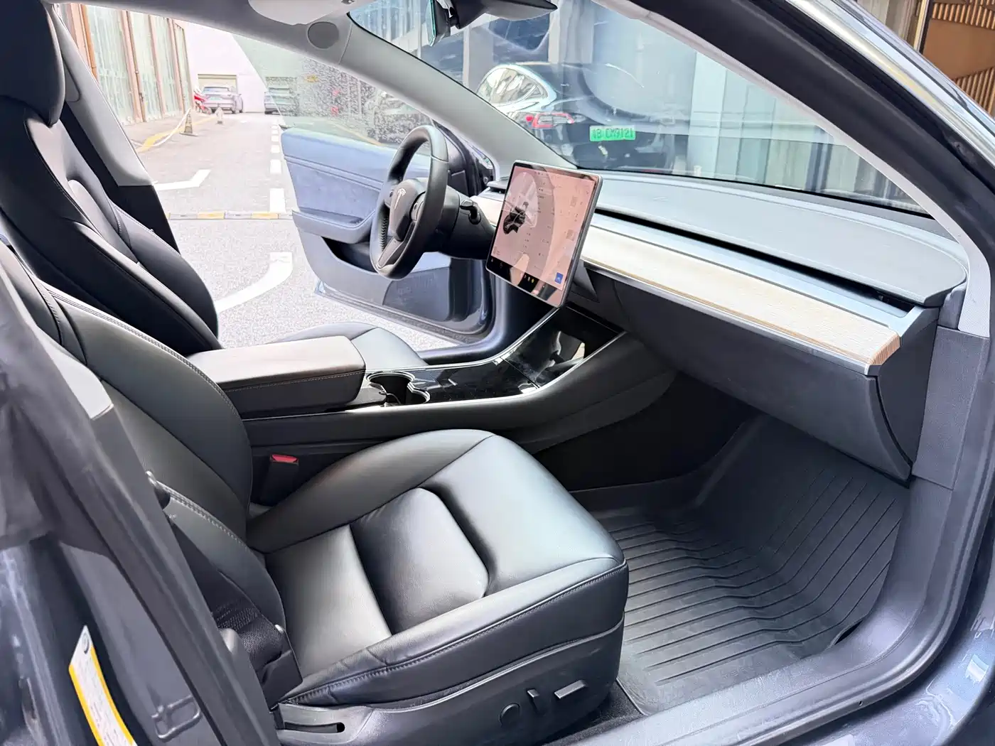 Tesla Model 3 2020 2020 Standard Range Rear-Wheel Drive Upgrade