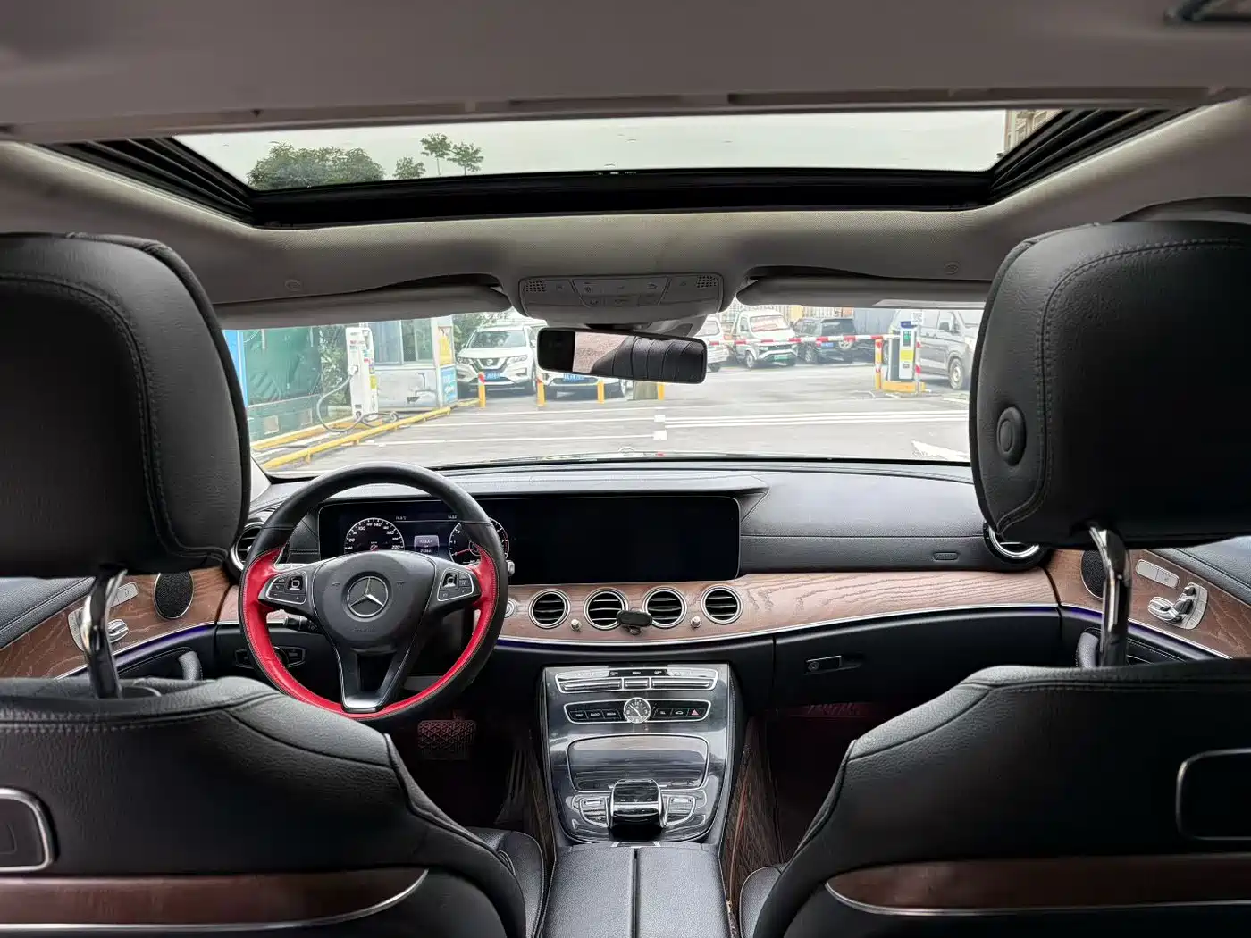 Mercedes-Benz E-Class 2016 E 300 L Fashion Type фото 5