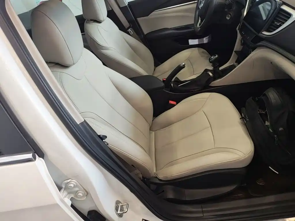 Photo 25 - Buick Excelle